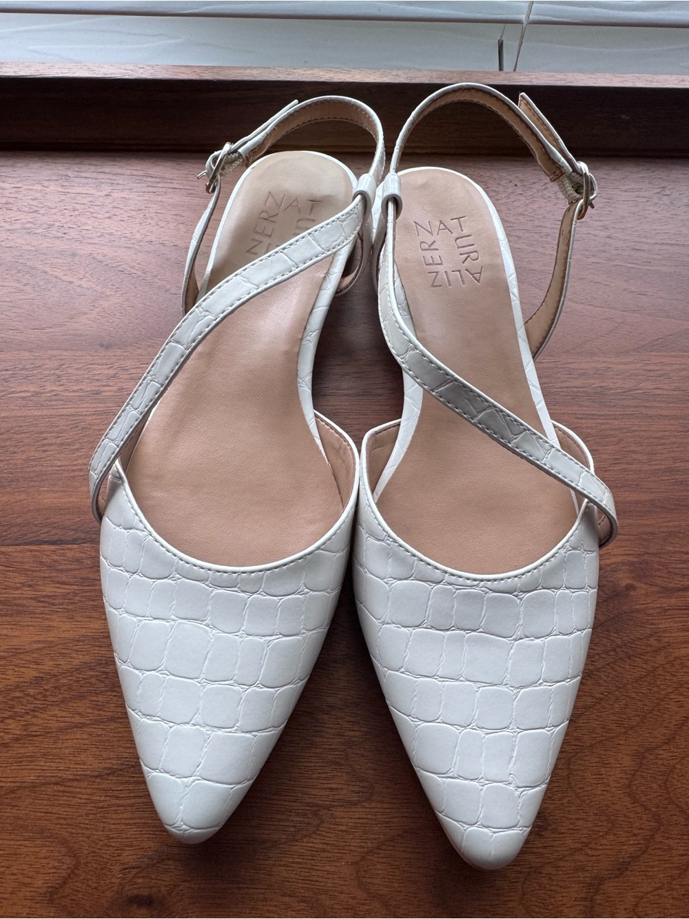 Naturalizer White Croc-Embossed Pointed Slingback Flats